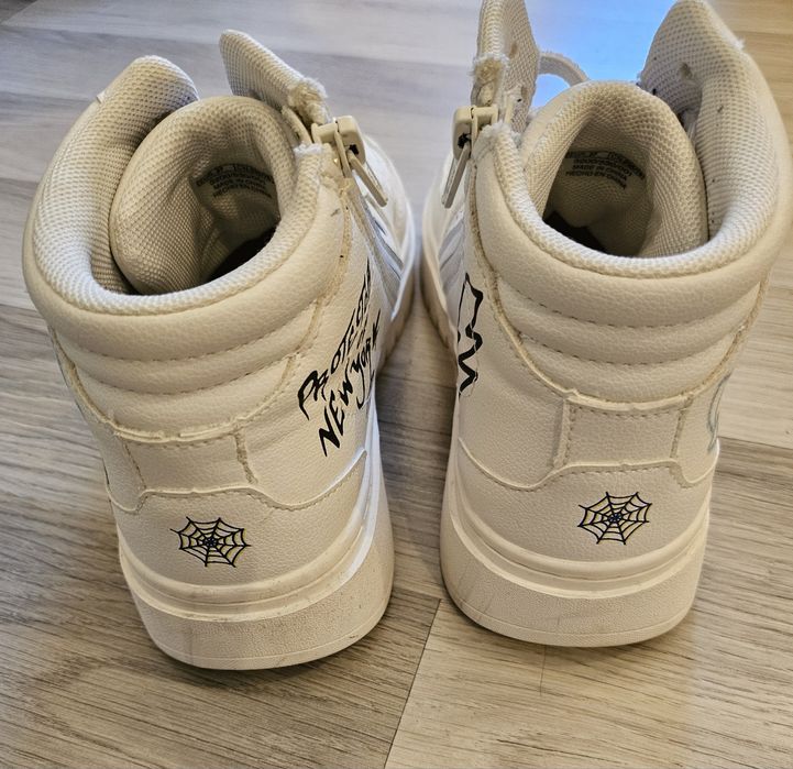 Vand ghete Zara pentru copii