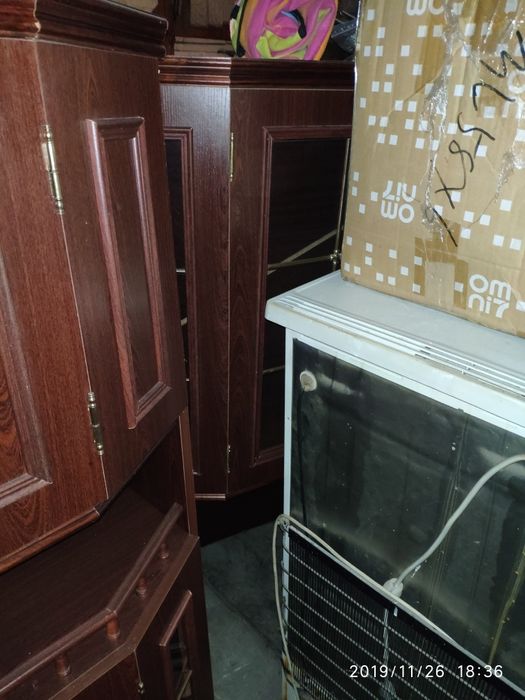 Продам стенку, зальный гарнитур.