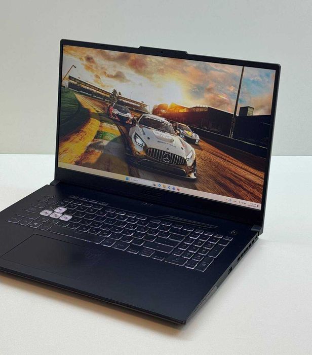 ASUS Tuf Gaming F17 — i5 - 12500H  / RTX3050 4GB / 16GB RAM