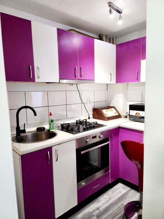 Inchiriere garsoniera zona Craiovei cu loc de parcare
