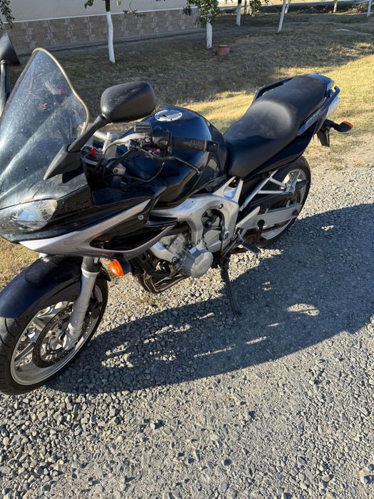 Yamaha Fazer 6 2007, vand sau schimb
