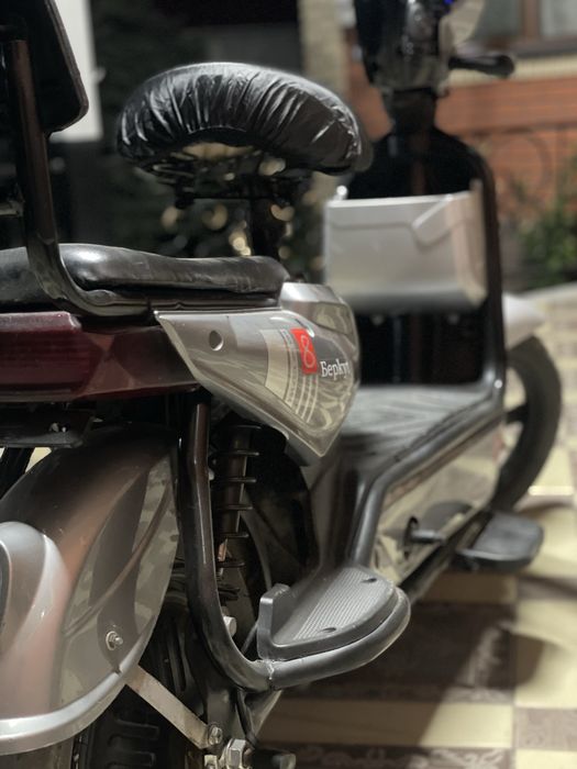 Продам sk8 скутер