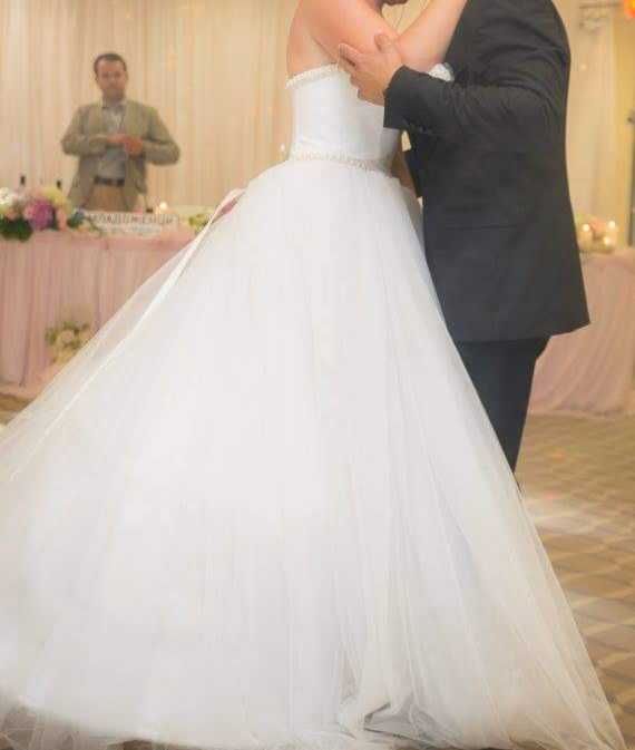 Сватбена рокля тип принцеса