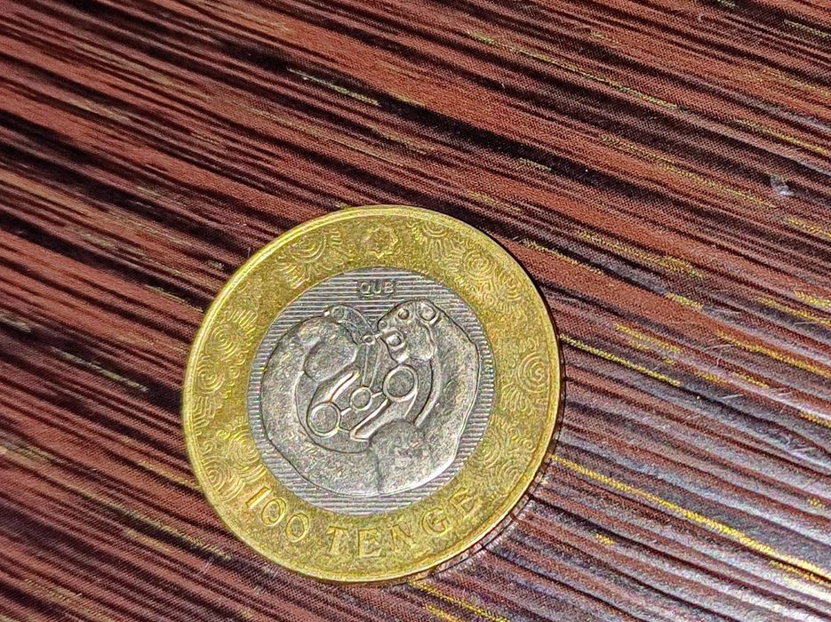 Монеты 100тг коллекционные