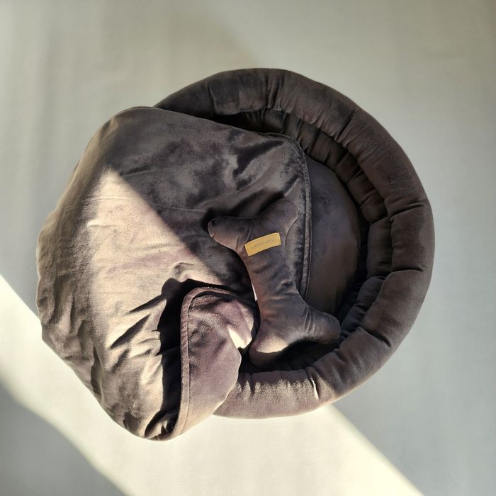 Лежанка для кошек и собак