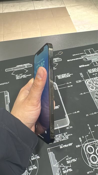 Продам айфон 12 про макс 128гб