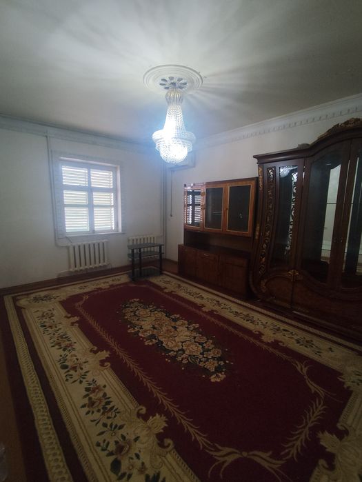 Аренда Квартира 4 хона 1 етаж Метро Беруний