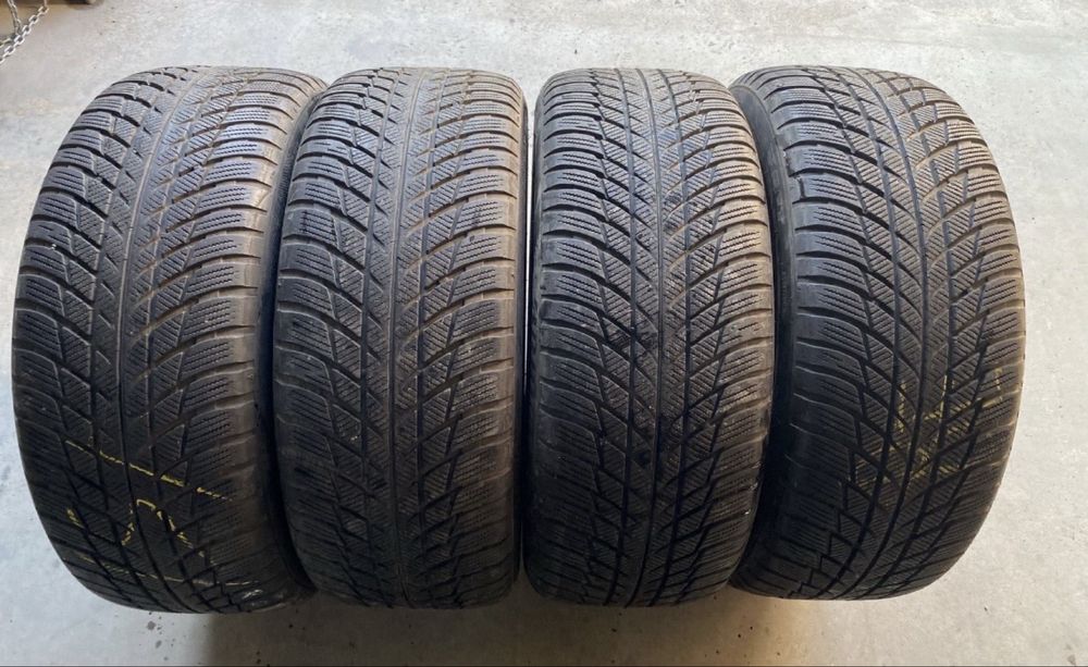 Anvelope M+S 225 50 18 Runflat Bridgestone