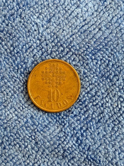 Монета 10 Ескудo 1990 Португалия Portuguesa “10 Eskudo”