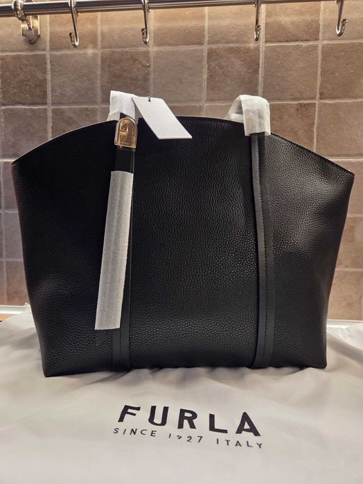Дамска чанта Furla - НОВА