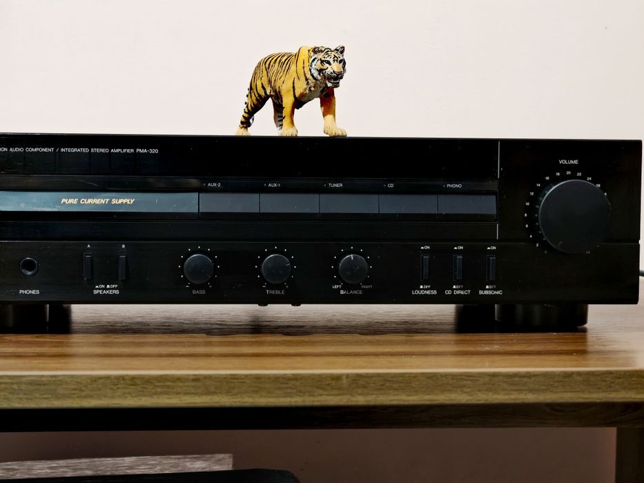 Denon PMA-320. Amplificator. Sunet analogic de vis. Ca nou. Preț fix !