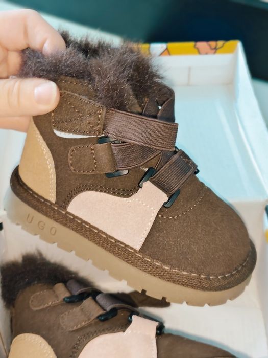 Продам детскую зимнюю обувь