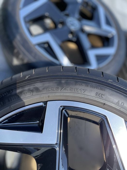 Jate Golf 8 R17 ca si NOI 225/45R17 DOT2025 FACTURA