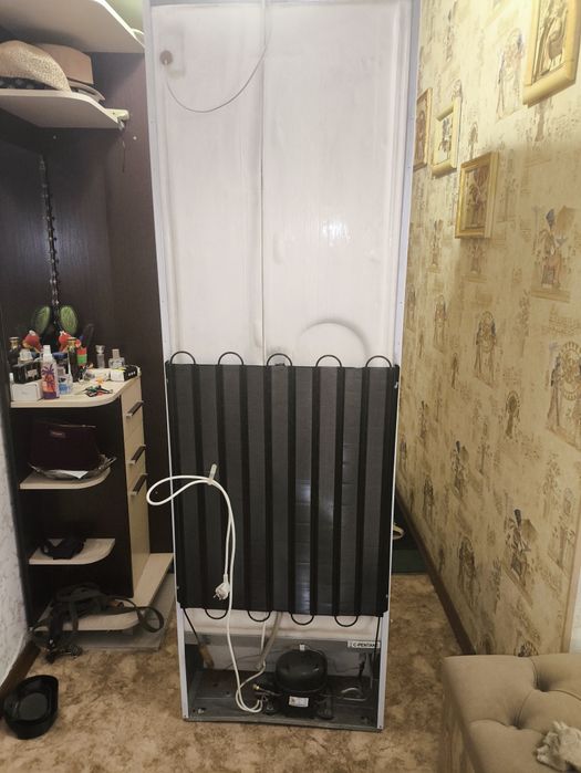 Холодильник Indesit SB200