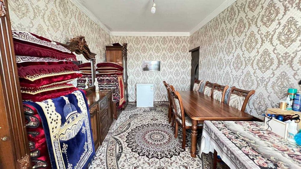 Ibn Sino 2 Dom Sotiladi BEZ MAKLER UY O'zimiki 4 Xonali Remonti yahshi