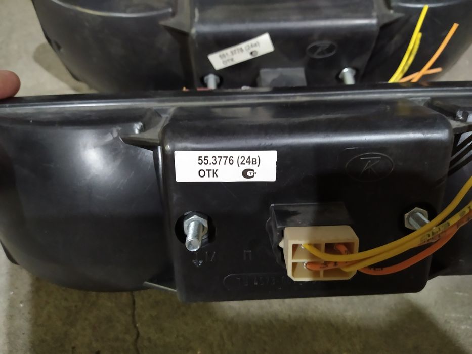 Продам фары новые