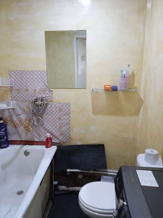 Uy sotiladi 1 XONA 2 XONA QILINGAN 40 kv