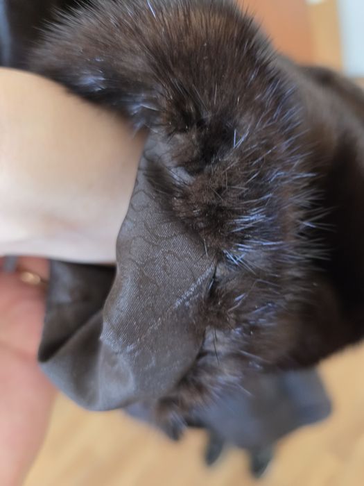 Продам шубу за 50 тыс.тг