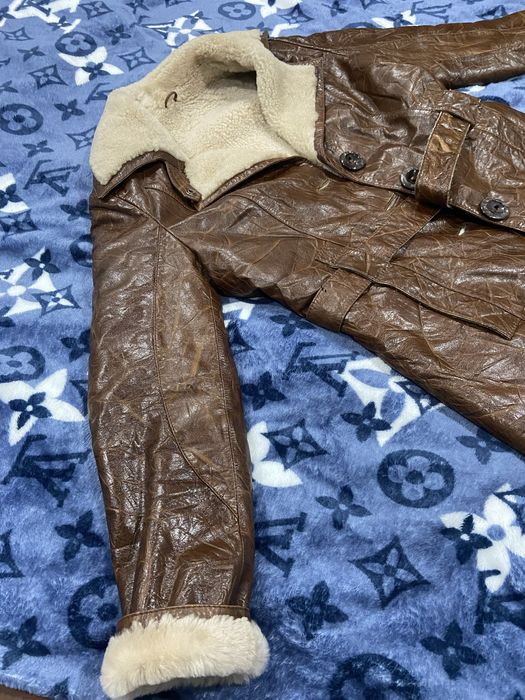 Продается женская дубленка