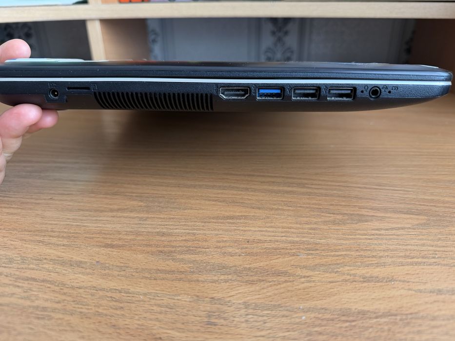 Ноутбук Asus б/у