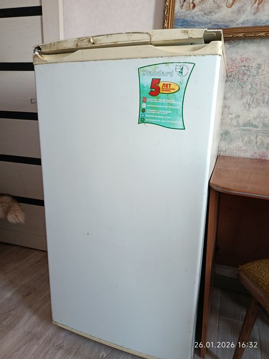Холодильник б/у продам