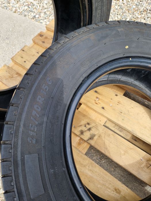 2anvelope vara aprx Noi 215 70 15C Michelin