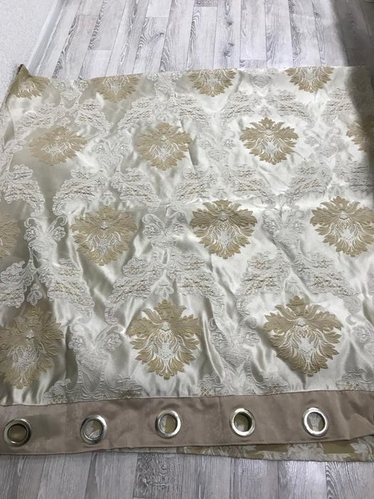 Продам шторы на одно окно