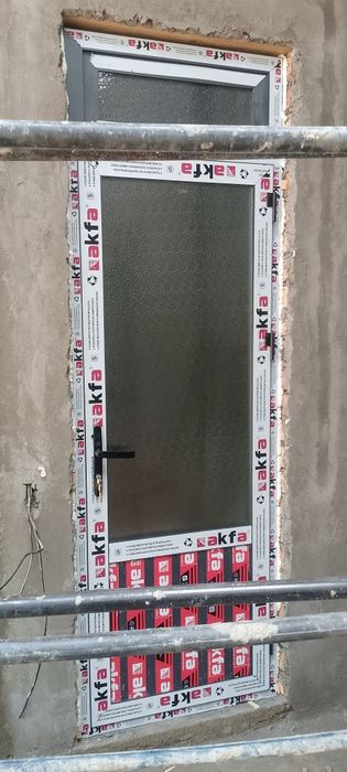 AKFA Окна и двери из алюминия/ПВХ,витражи подоконники москитные сетки