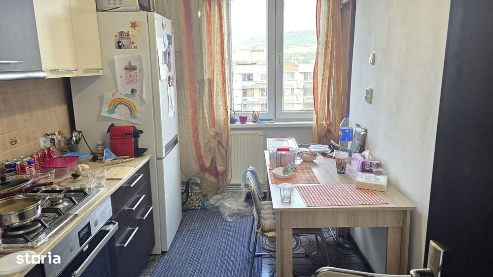 Vand apartament 2 camere decomandat in Deva, zona 22 Decembrie,