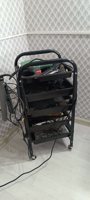 Парикмахерский вещи продается