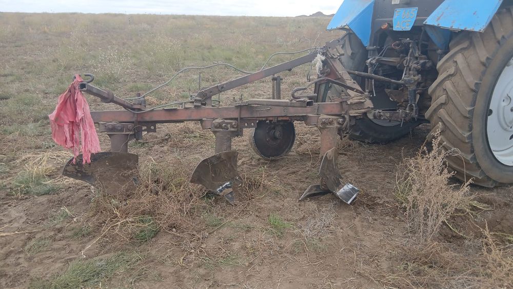 Продам плуг 3х корпусной на Мтз 82