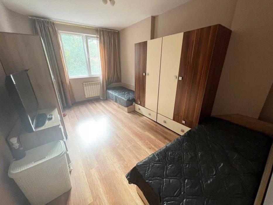 Дава се под наем Тристаен апартамент в София, Лозенец - 86 кв.м за 700 € - Снимка #12