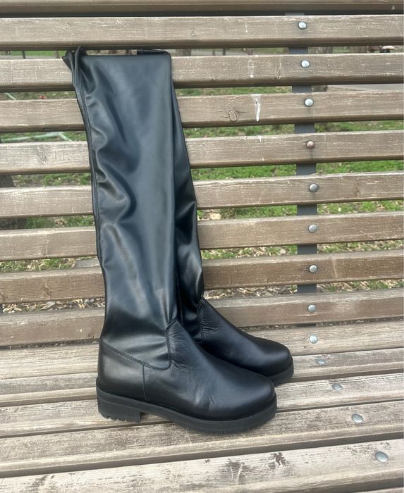 Продам ботфорты новые 42 размер