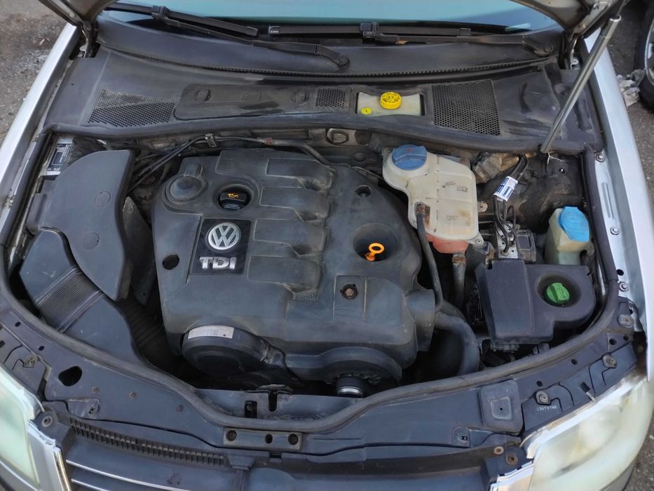 VW Passat variant B5.5 1.9 TDI 2004 manuala 6 viteze 131CP 3BG AVF