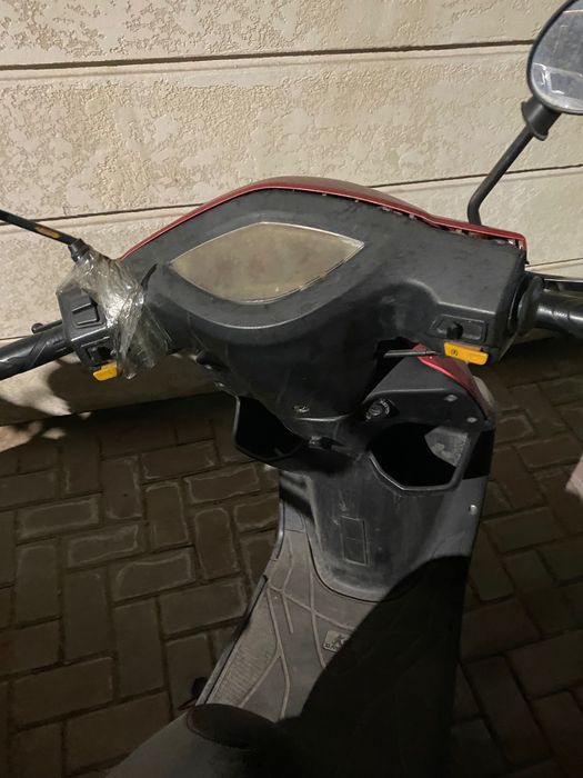 Продам Мопед скутер