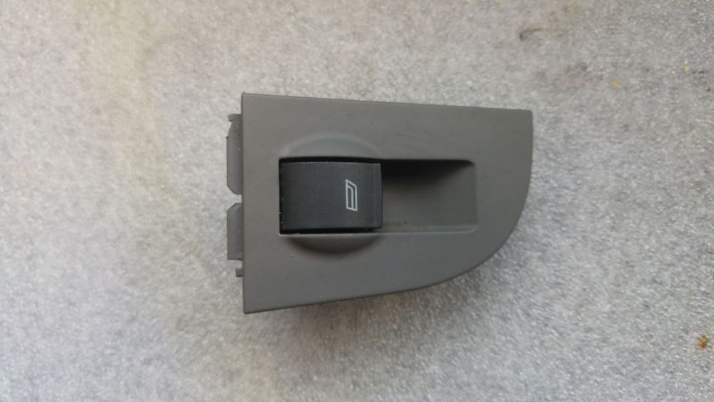 buton geam electric usa stanga spate audi a6 c5 4b0959855