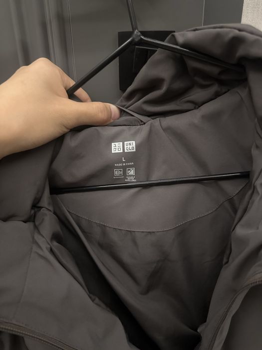 Пуховик Uniqlo с капюшоном
