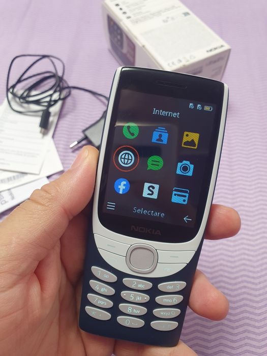 Nokia 8210 4g dual sim