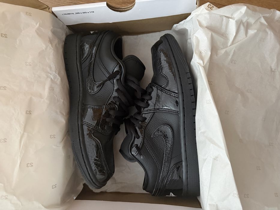Air Jordan 1 Low SE