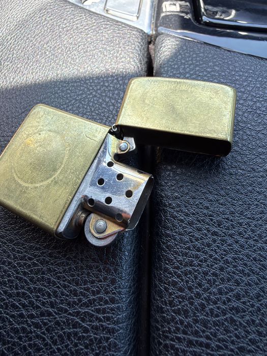 Zippo brass bricheta