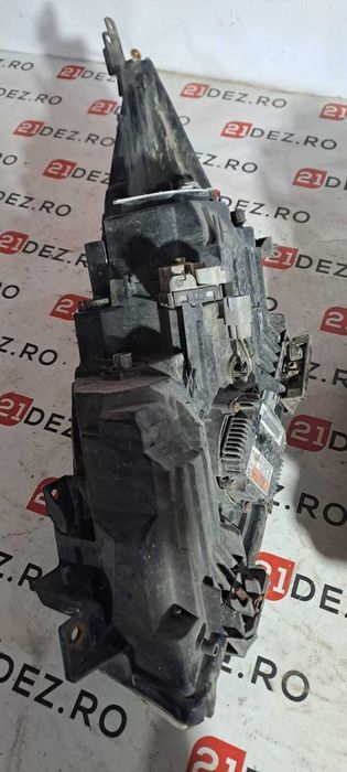 Faruri / Far stanga far dreapta Mazda 3 Facelift cu Xenon de Europa