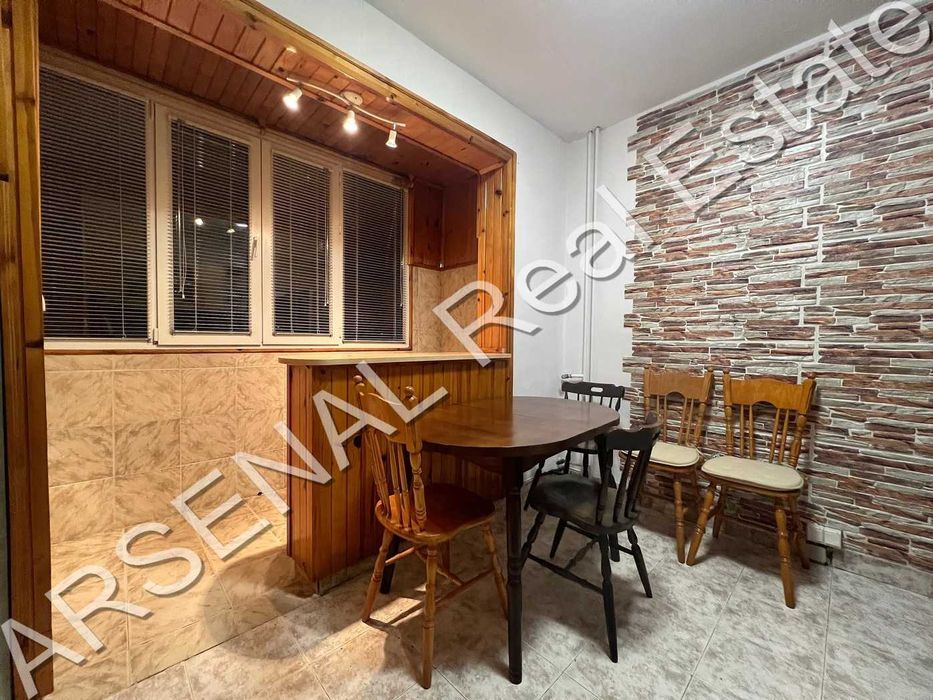 Тристаен апартамент под наем, Дървеница