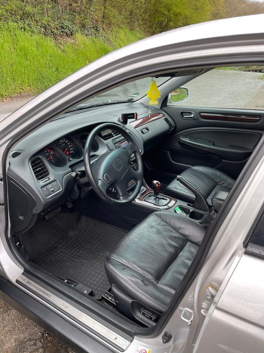 Vând Honda accord 1,8si VTEC 130cp