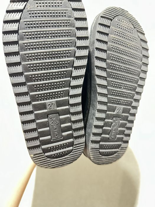 Угги детские продам