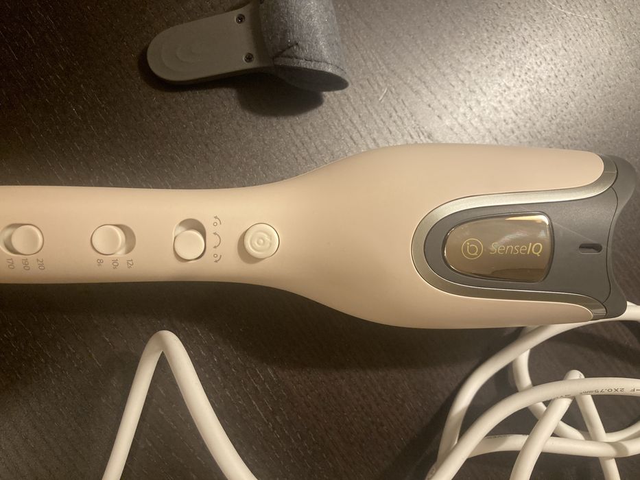 маша Philips SenseIQ 8000 BHB887/00