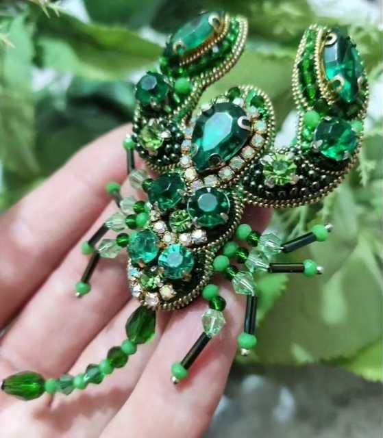 Броши ручной работы