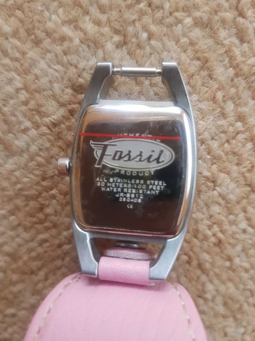 Часовник FOSIL дамски