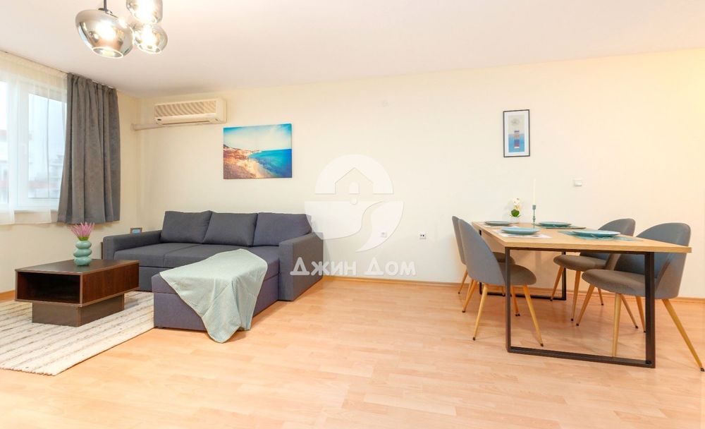 Продава се Тристаен апартамент в Свети Влас - 110 кв.м за 1011 €/кв.м - Снимка #1