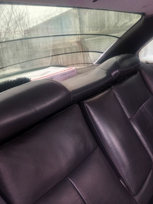 Продам машину Субару