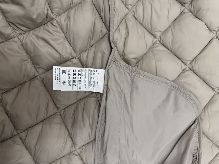 Geaca dama bej Sisley marimea XL(42-44)